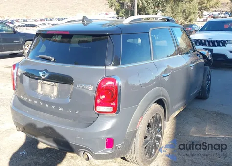 2018 Mini Countryman Cooper S z USA, uszkodzony, nr VIN WMZYT3C34J3E93637